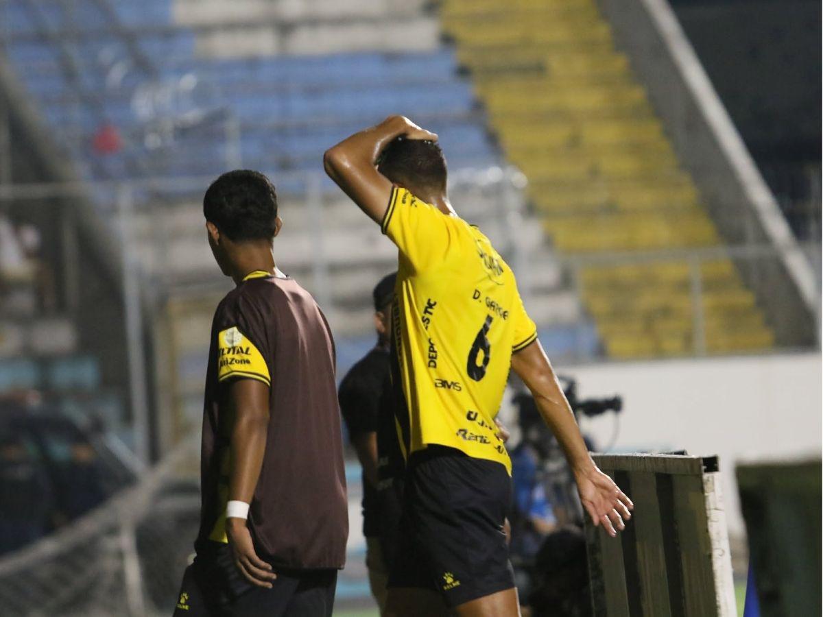 Amargura en Real España tras perder ante Olimpia, los dos lesionados que preocupan en la Máquina y el motivo de las vigas en sol centro