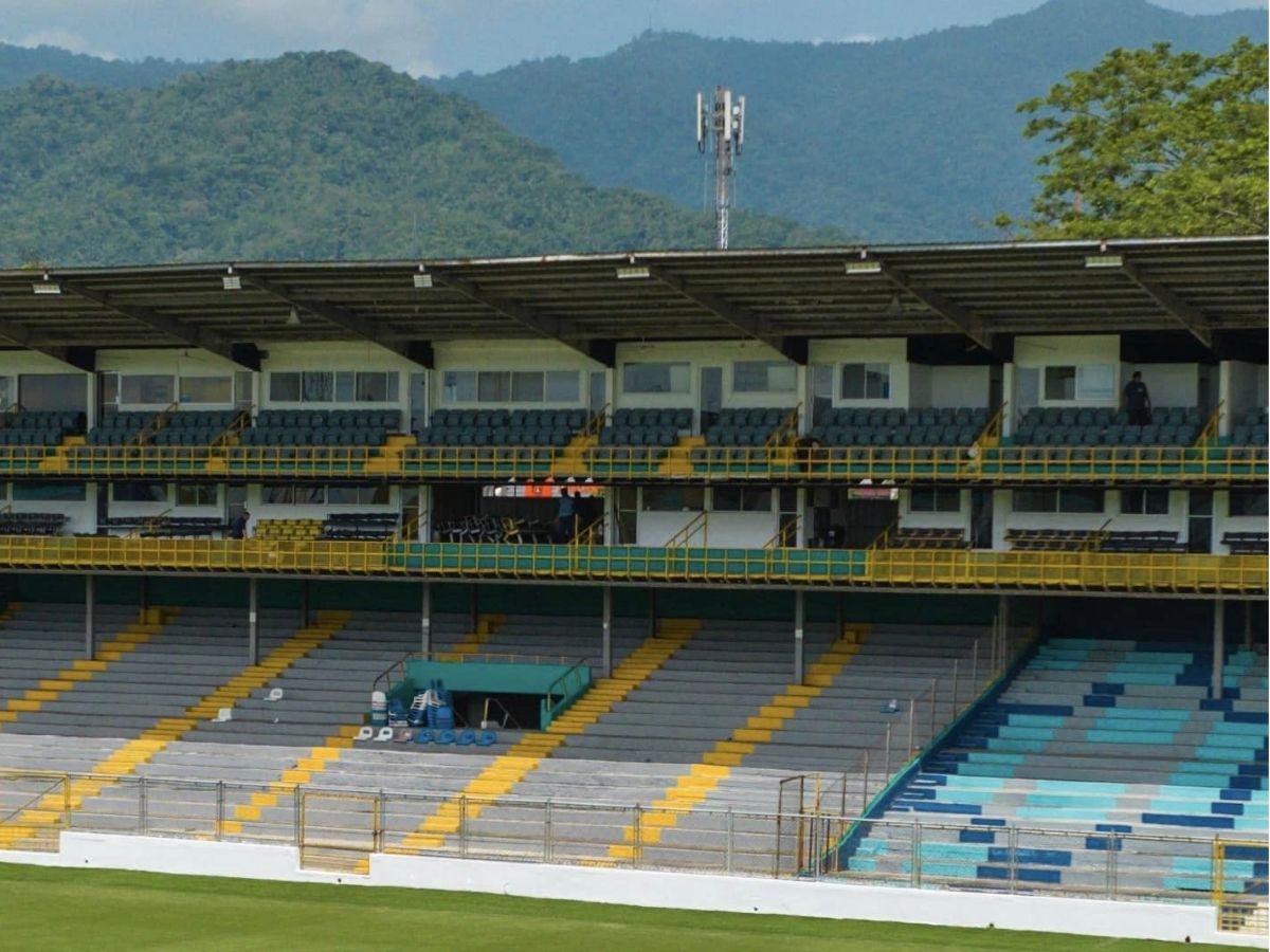 Pintura nueva e instalación de butacas en el Estadio Morazán: así pulen el recinto sampedrano previo a su reapertura