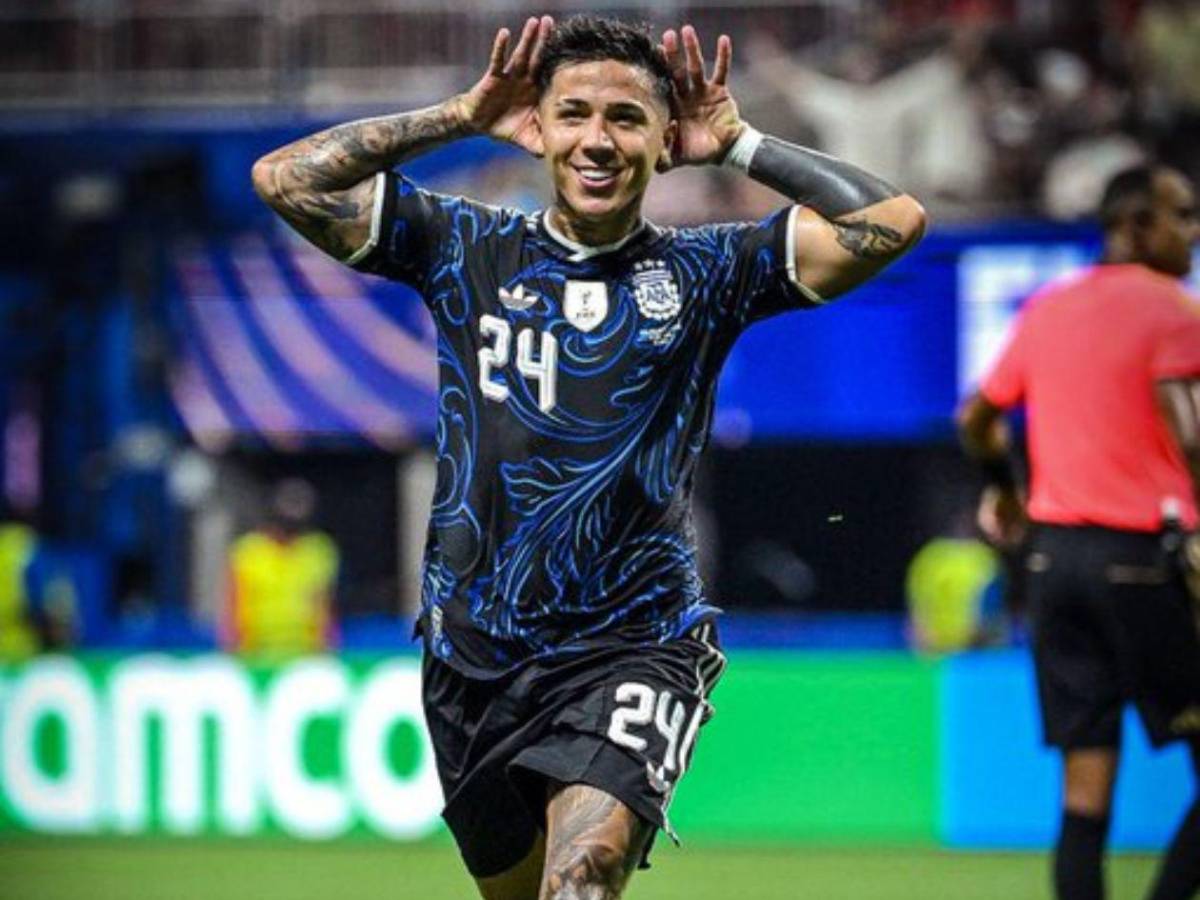 La roja que el VAR no revisó, la salvada del partido y magia de Messi con Argentina