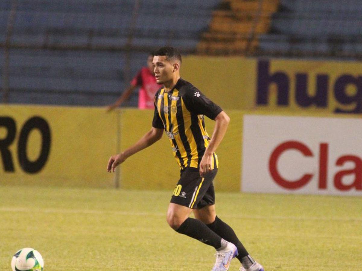 Legionarios libres: Nájar, Quioto y otros futbolistas hondureños que ficharán por un nuevo equipo en 2024