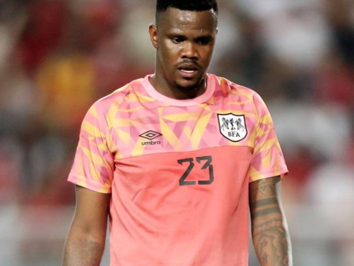 Pesa más de 80 kilos: ¿Quién es el portero que se hizo viral por su físico en la Copa África?