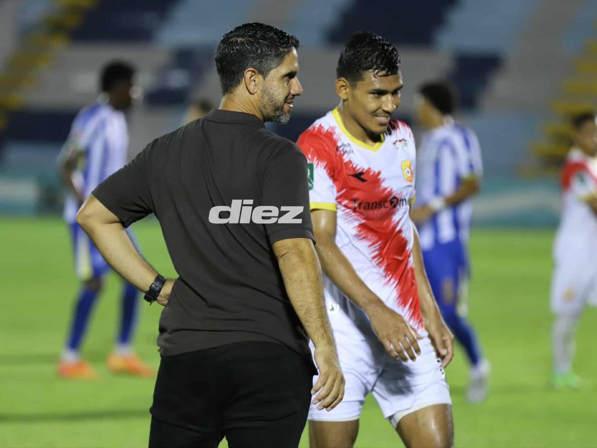 Bronca al final del partido, Herediano destroza a Victoria en la reinauguración del Estadio Ceibeño y las hermosas chicas