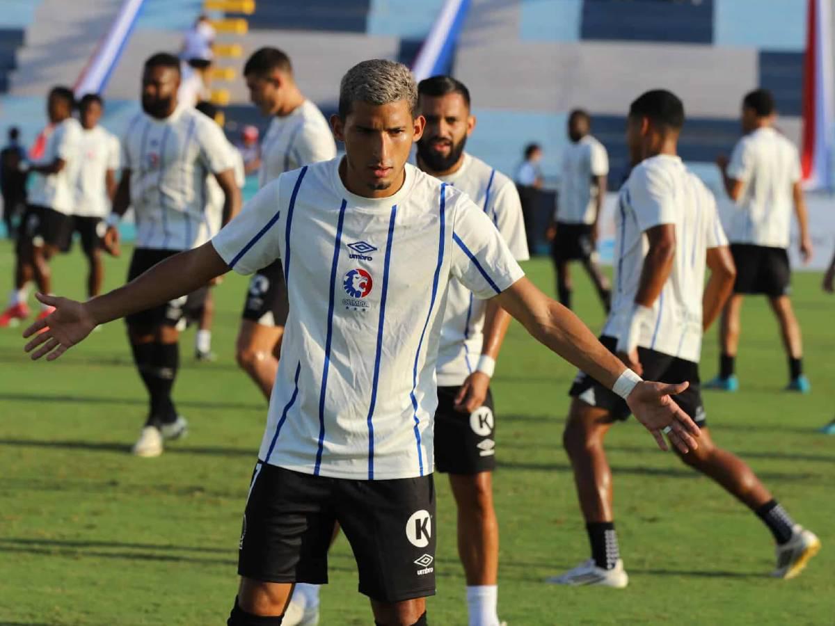 La épica remontada de Olimpia ante Victoria, Jhon Jairo no podía creerlo y las hermosas chicas en el Municipal Ceibeño