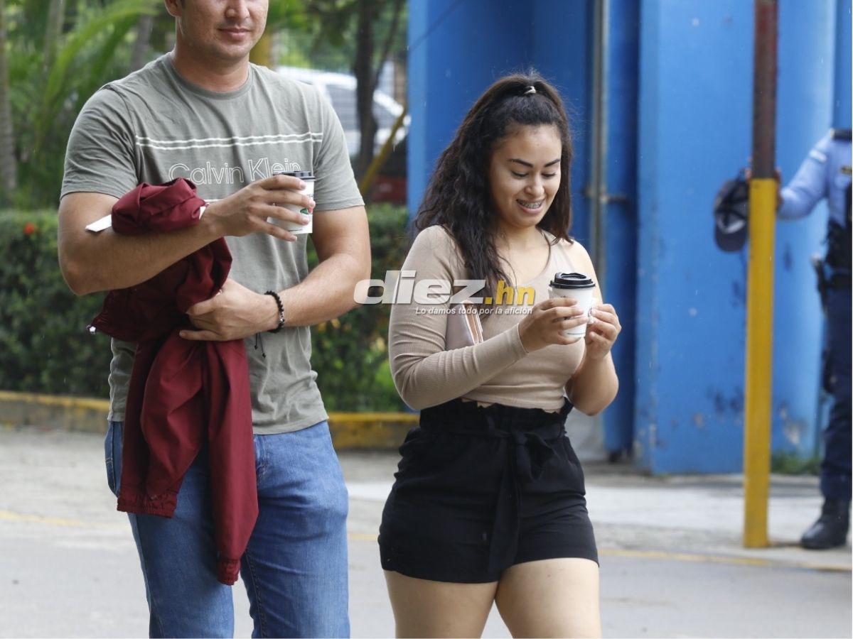 Derroche de bellezas en el Marathón-Victoria, revelan hermoso trofeo y ¿quién es la linda árbitra de la Copa La Prensa?