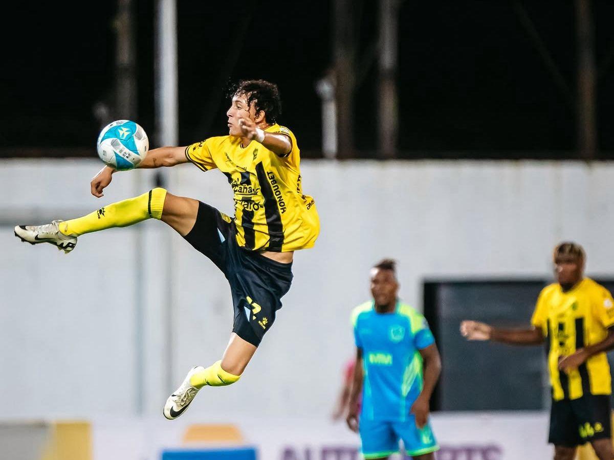 Top 15: Los futbolistas sensación de la Liga Nacional de Honduras en el torneo Apertura 2025