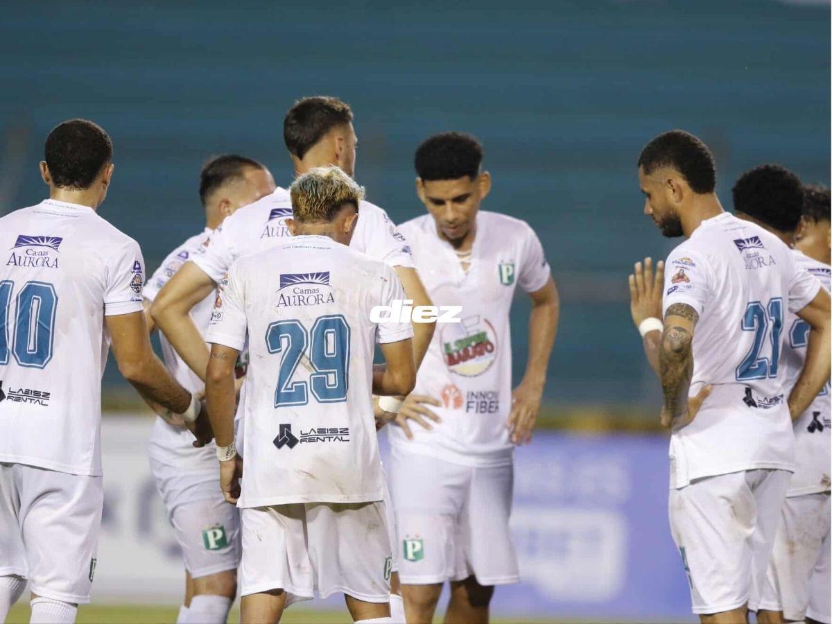 Tiktoker roba suspiros, rabieta de Raúl Cáceres y DT del Motagua se robó el show en sol centro en el Estadio Olímpico