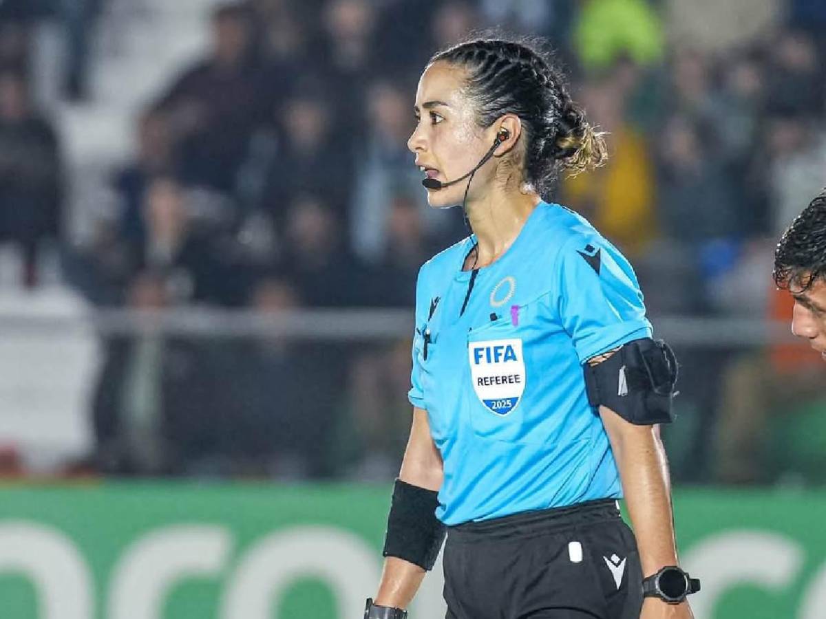 Árbitra que le dirigió a Honduras recibe amenazas a muerte y la FIFA sale al paso en respaldo de Katia García, la silbante mexicana