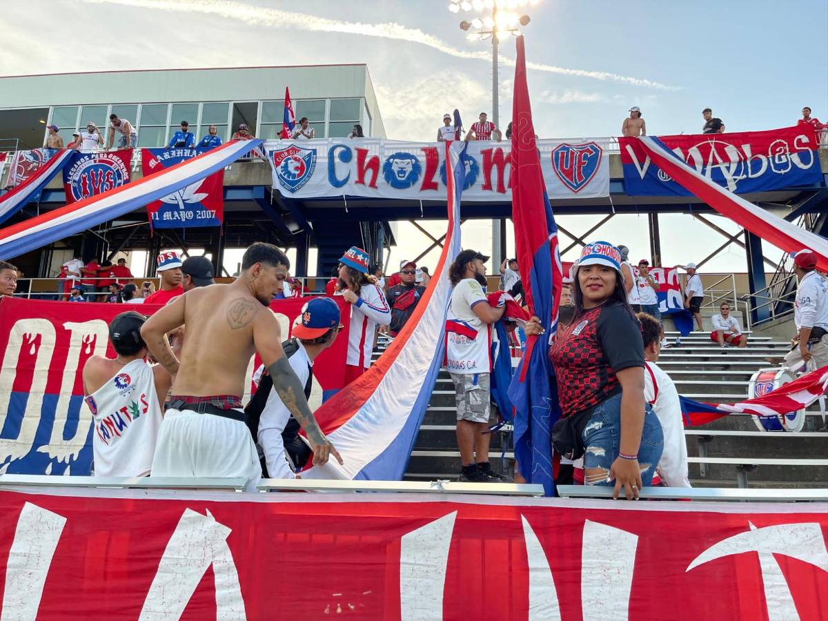 Bellas aficionadas de Olimpia en Virginia Beach, locura de la Ultra Fiel y los curiosos salvadoreños en amistoso “Merengue” ante Águila