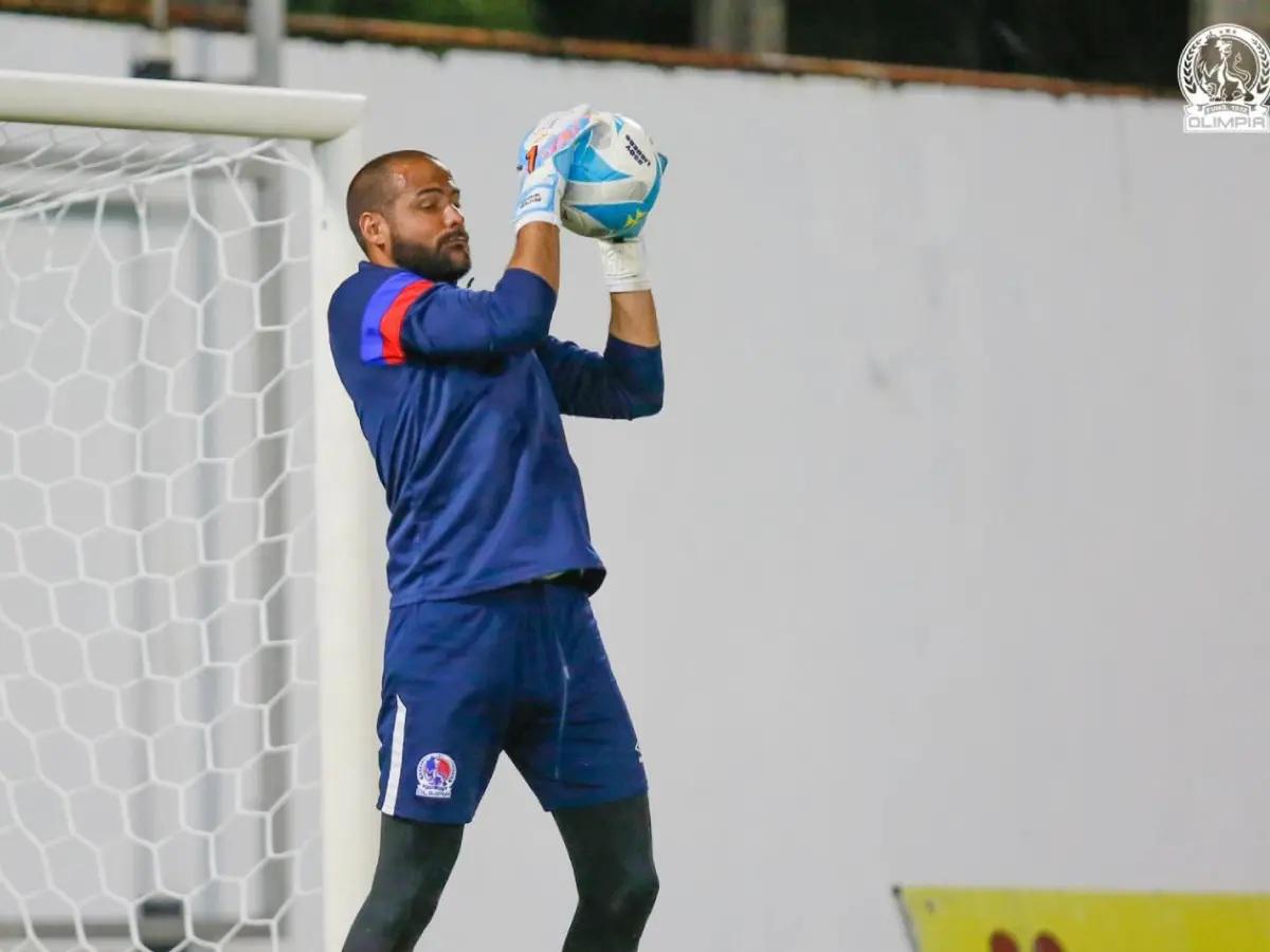 Edrick Menjívar revela la razón por la que no fichó por Peñarol y el altercado que tuvo con Carlos Prono: Ya no tenemos relación