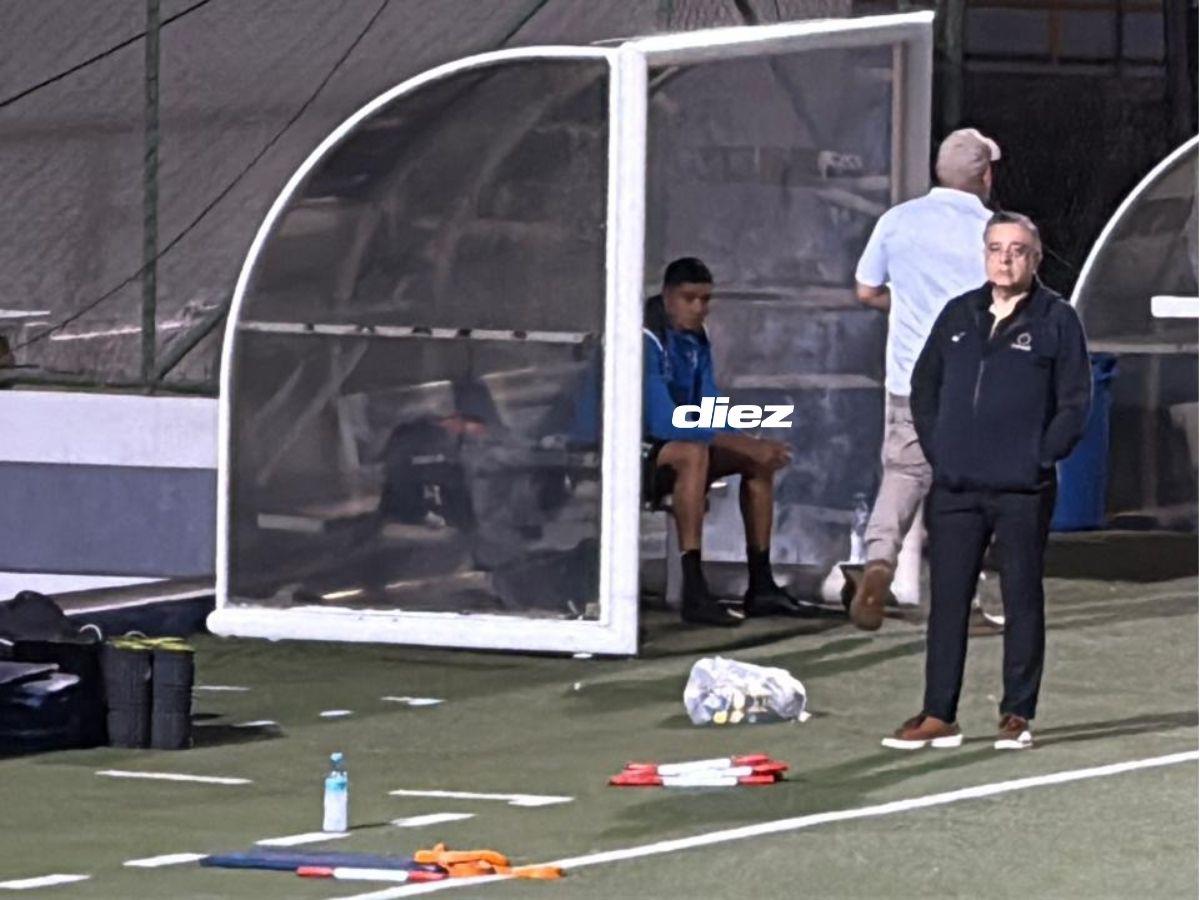 Otro futbolista caído en la Selección de Honduras: defensor central se lesiona y no entrena a horas del duelo ante Nicaragua