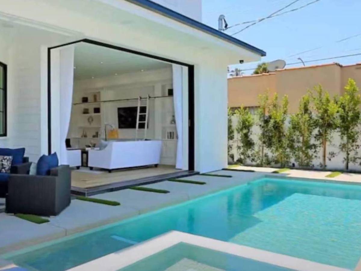 Las devastadoras imágenes de cómo quedó la casa de Carlos Vela tras los incendios en Los Ángeles y el duro mensaje