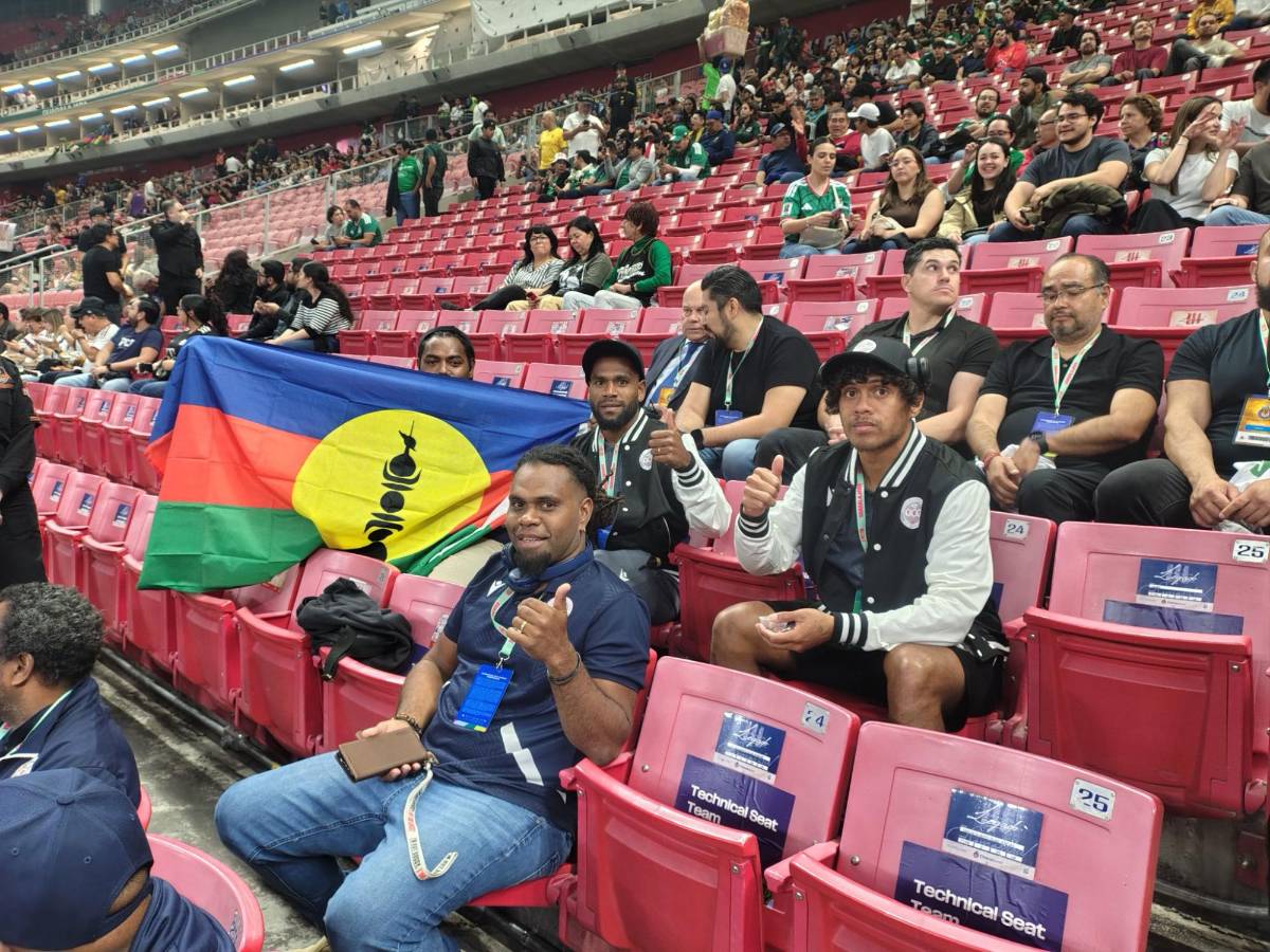 Nueva Caledonia se roba el amor de los mexicanos, ¿qué objeto le dieron al portero de Jamaica que es tendencia mundial?