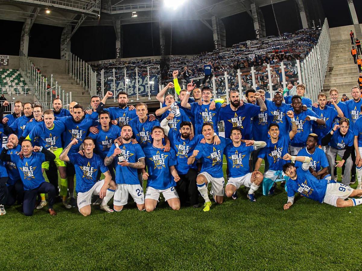 Beso de campeón y con champán: así festejó Luis Palma tras el título en Polonia