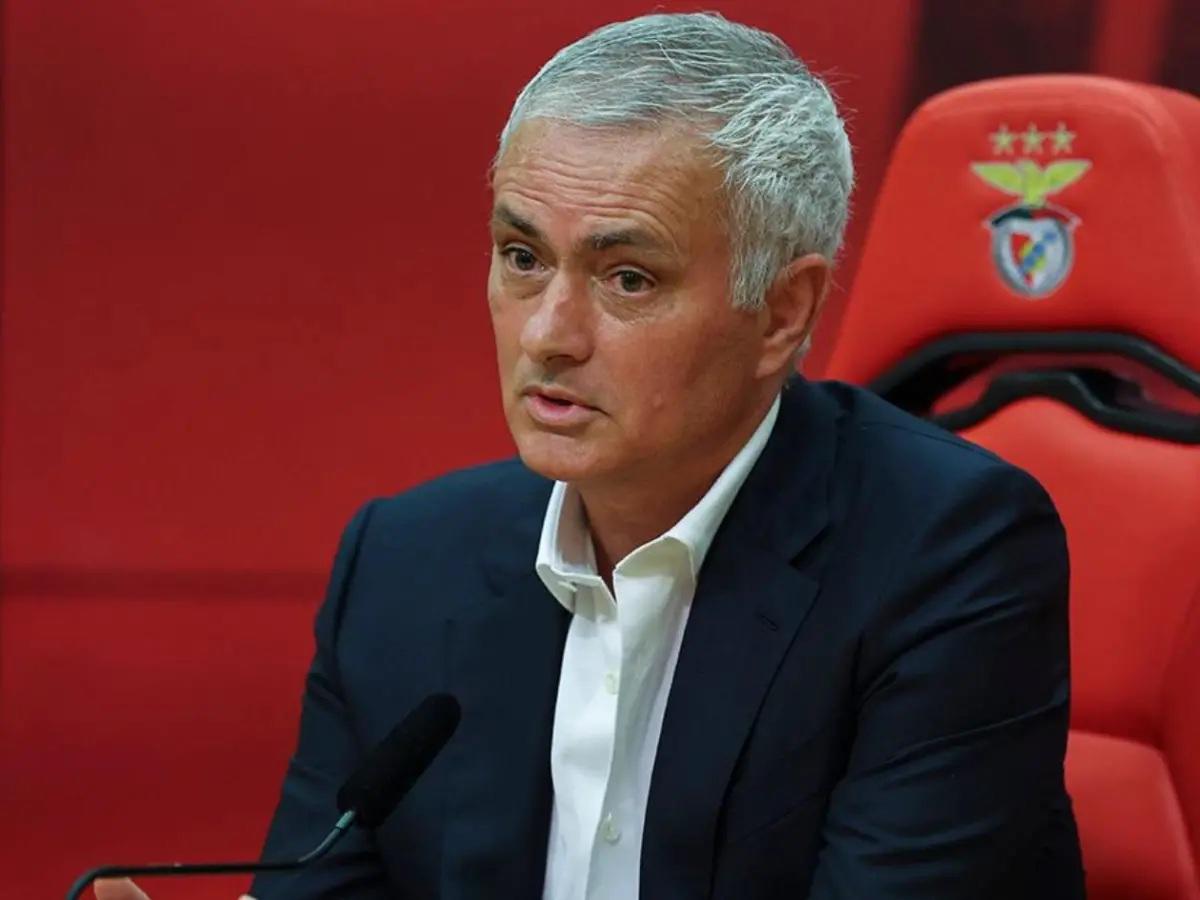Mourinho lo quiere fuera del Real Madrid: la condición para ser el nuevo técnico y competir contra Barcelona