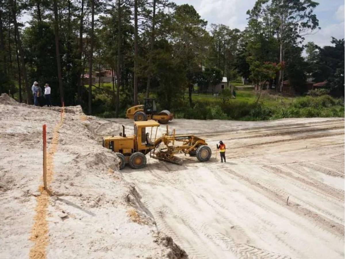 FFH construye cancha de primer nivel para transformar el fútbol de Honduras