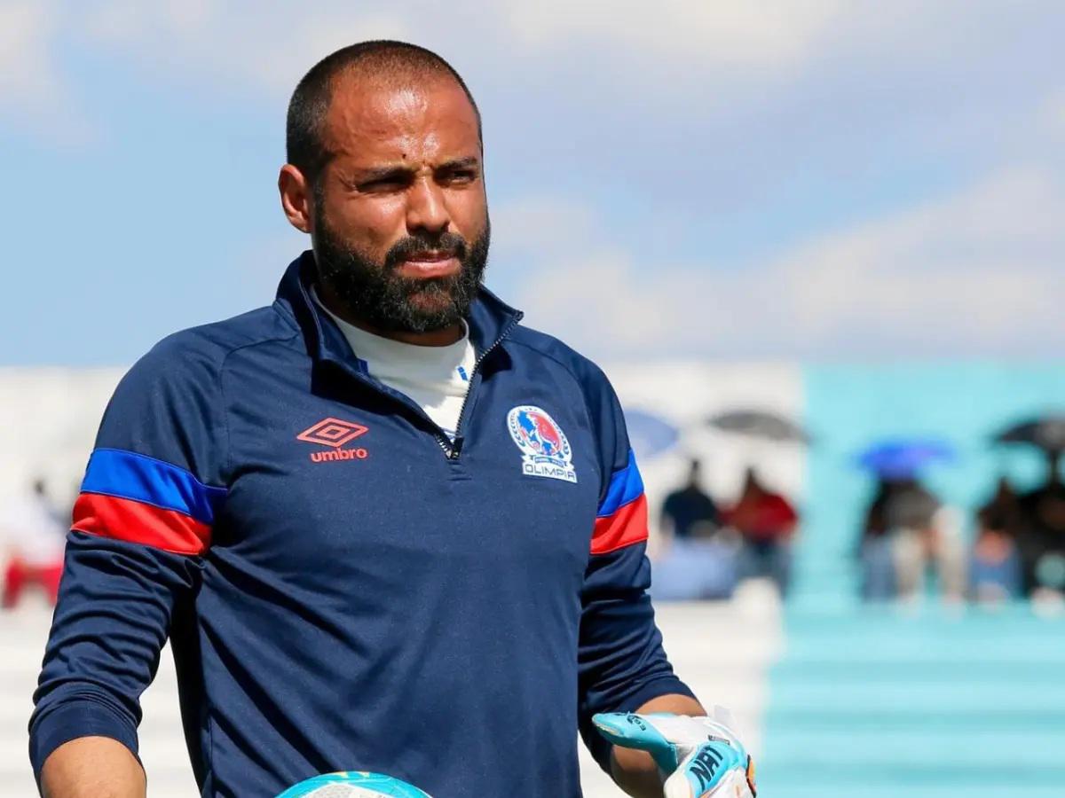 Edrick Menjívar revela la razón por la que no fichó por Peñarol y el altercado que tuvo con Carlos Prono: Ya no tenemos relación