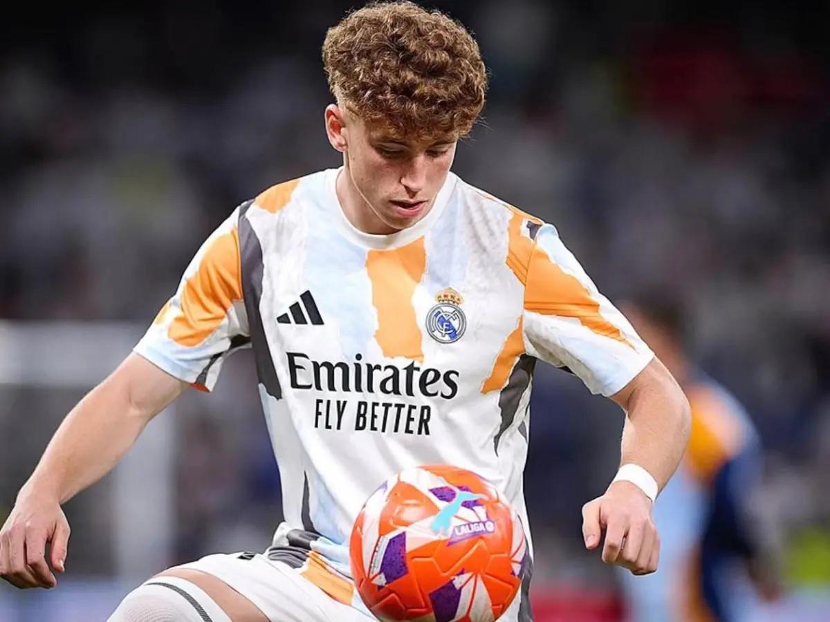 Hansi Flick llama a un crack del Real Madrid para que fiche por el Barcelona y Florentino responde con esta exigencia