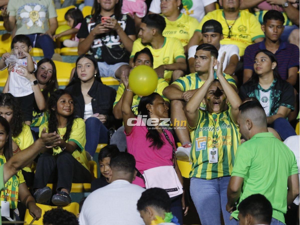 Histórico: Parrillas One inaugura bajo tremendo ambientazo la luz artificial en el Estadio Luis Girón en la Liga de Ascenso