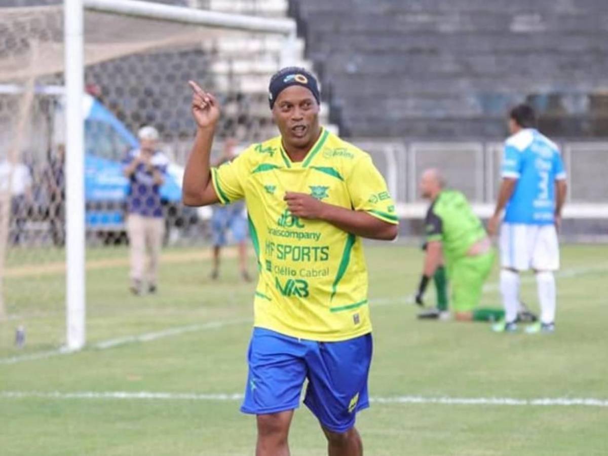 Ronaldinho tuvo que comer polvo, pero ahora resurge: la enorme suma de dinero que gana con su lucrativo negocio