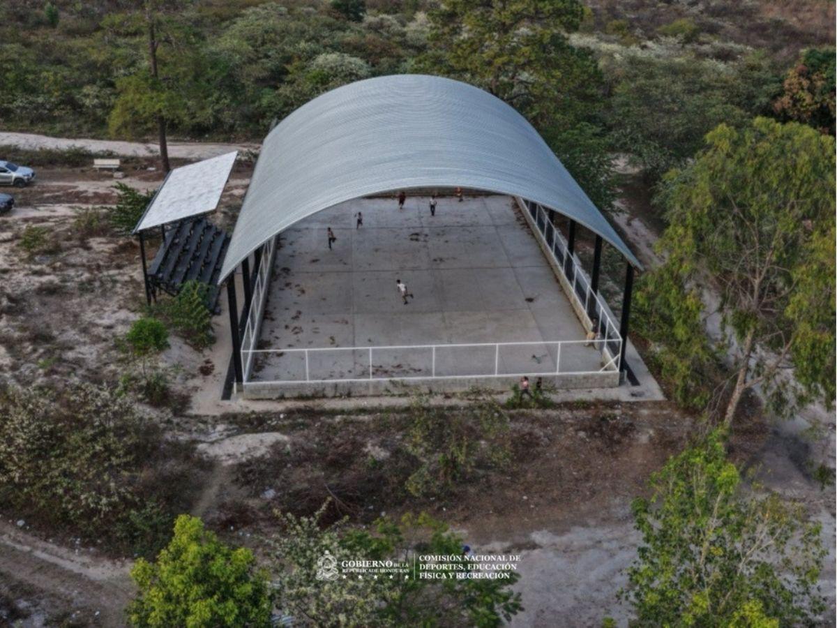 ¡Dos canchas sintéticas! Condepor revela los avances de tres proyectos en reconocidos municipios de El Paraíso