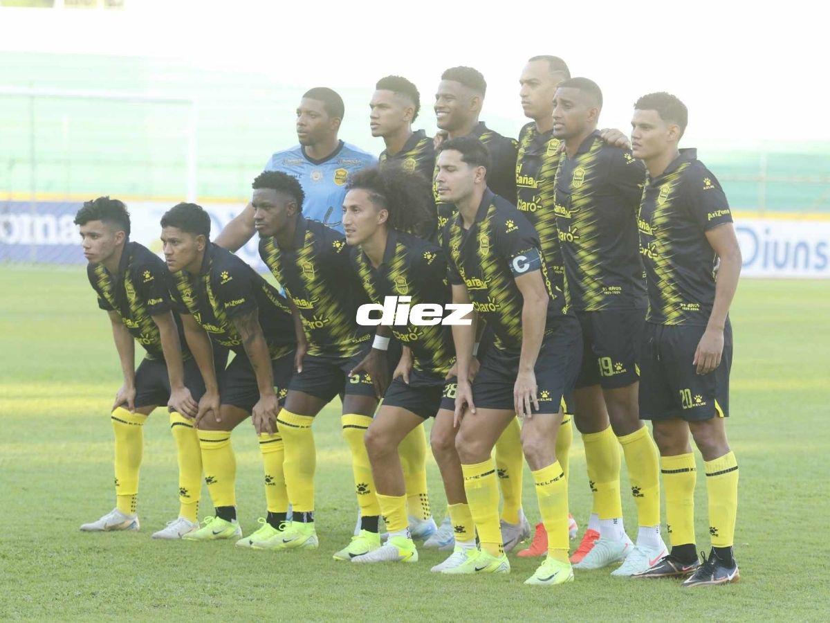 Rabia en Real España, insólita pancarta, derroche de bellezas y desenfreno en Marathón tras barrer a La Máquina en el clásico