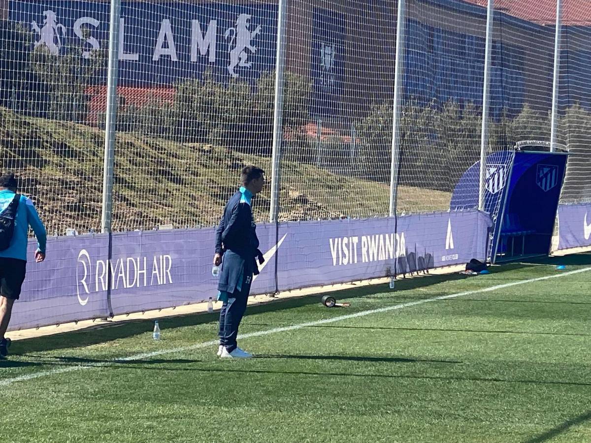 La última gran novedad, el que dirigió la oración y las gafas en el segundo día de Honduras en España