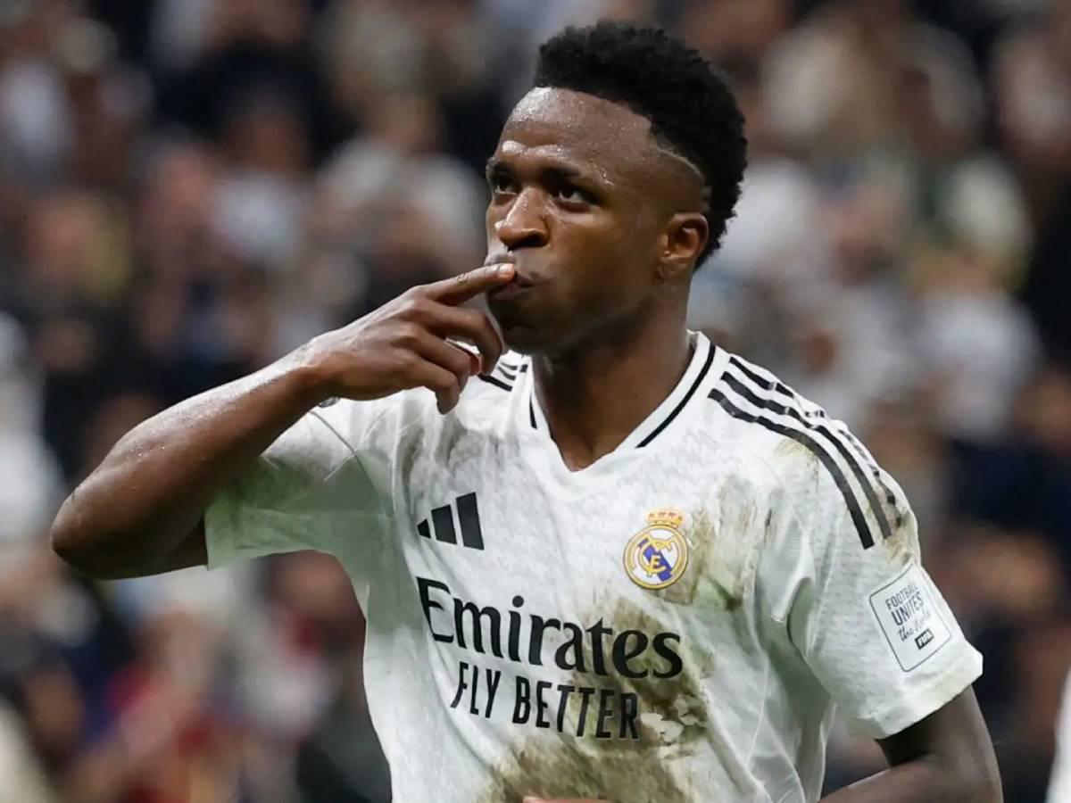 Gigante de la Premier League le ofrece un contrato galáctico a Vinicius para sacarlo del Real Madrid: la postura del club