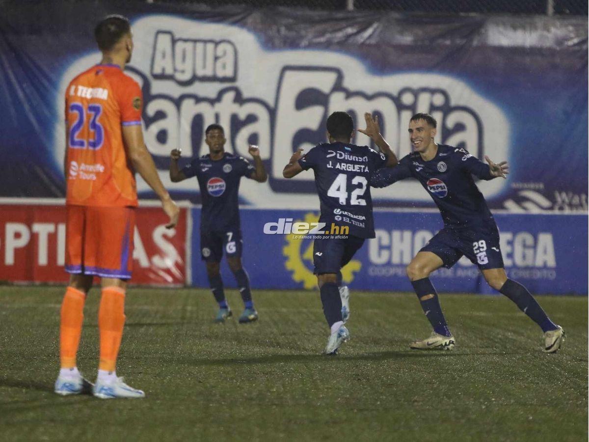 No se vio en TV: Diluvio en Choluteca, jugador de Motagua se robó el show y chicas robaron suspiros en el Emilio Williams