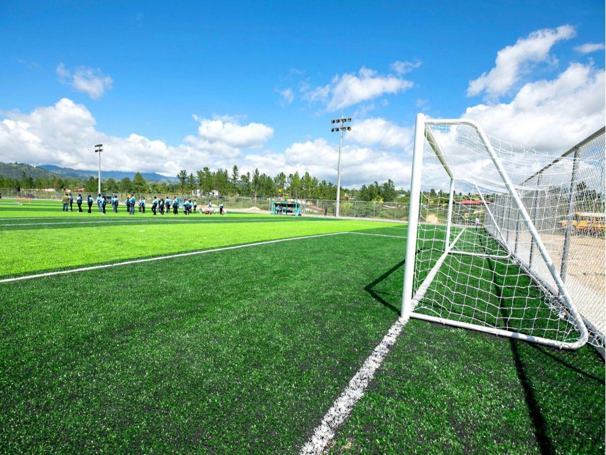 ¡Para 32 mil habitantes! Condepor da el visto bueno para inaugurar moderna cancha en Dulce Nombre de Culmí, Olancho