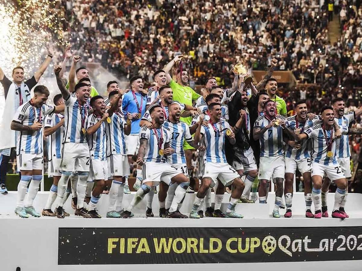 Descubrieron la doble vida de compañero de Messi y esto hizo su esposa: la tercera en discordia era amiga y también fue infiel