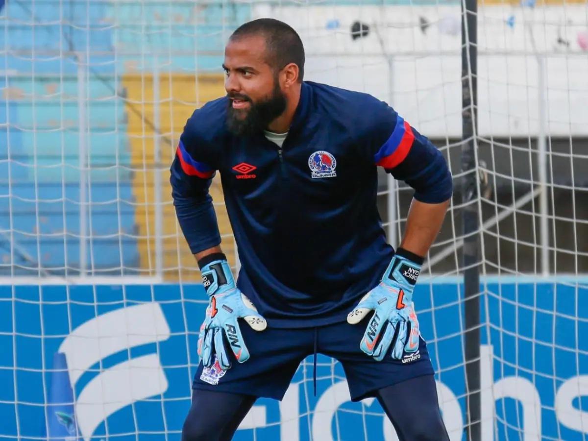 Edrick Menjívar revela la razón por la que no fichó por Peñarol y el altercado que tuvo con Carlos Prono: Ya no tenemos relación