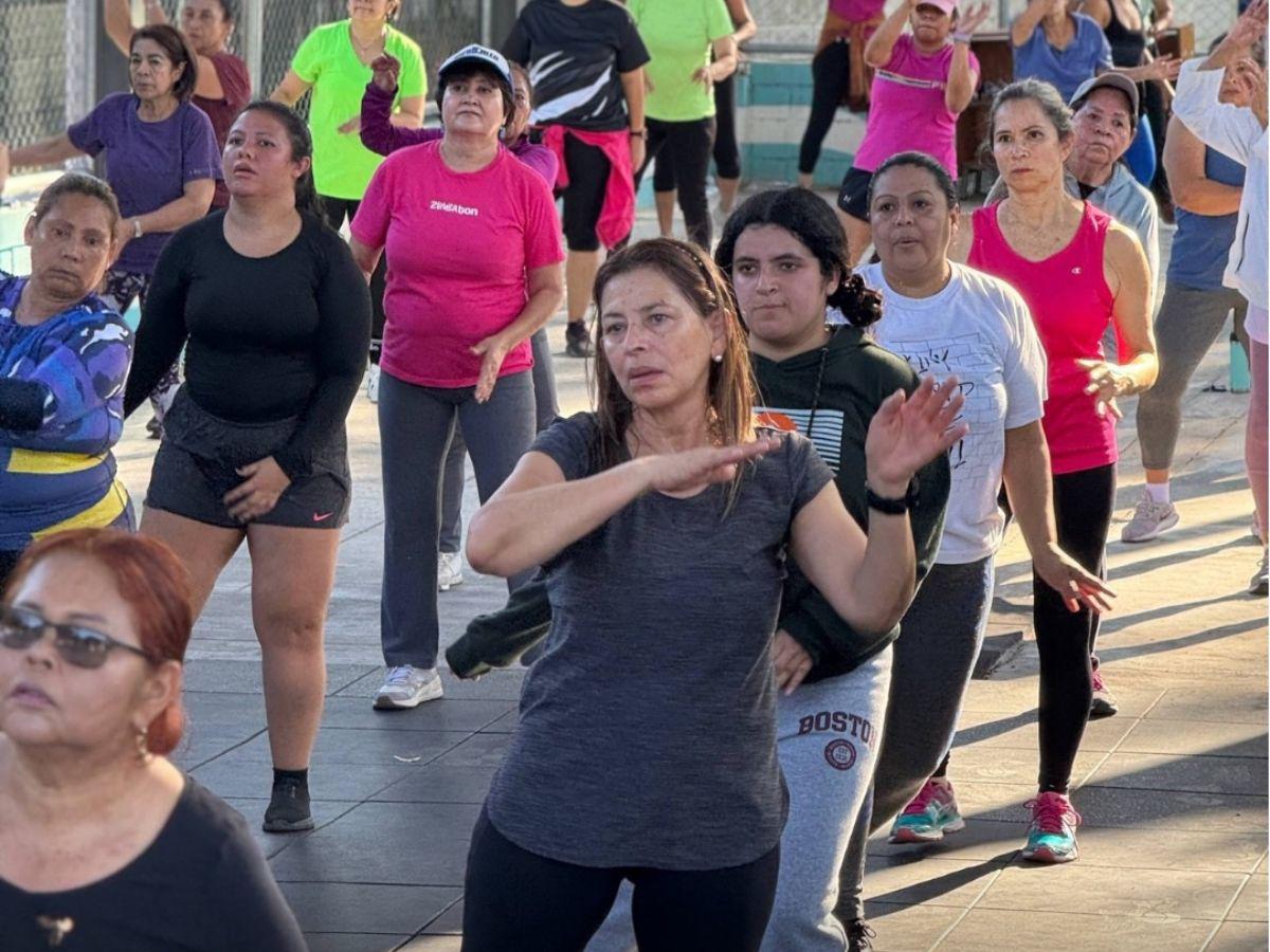Energía sin límites: jubilados y jóvenes se activan con las clases de Zumba de CONDEPOR