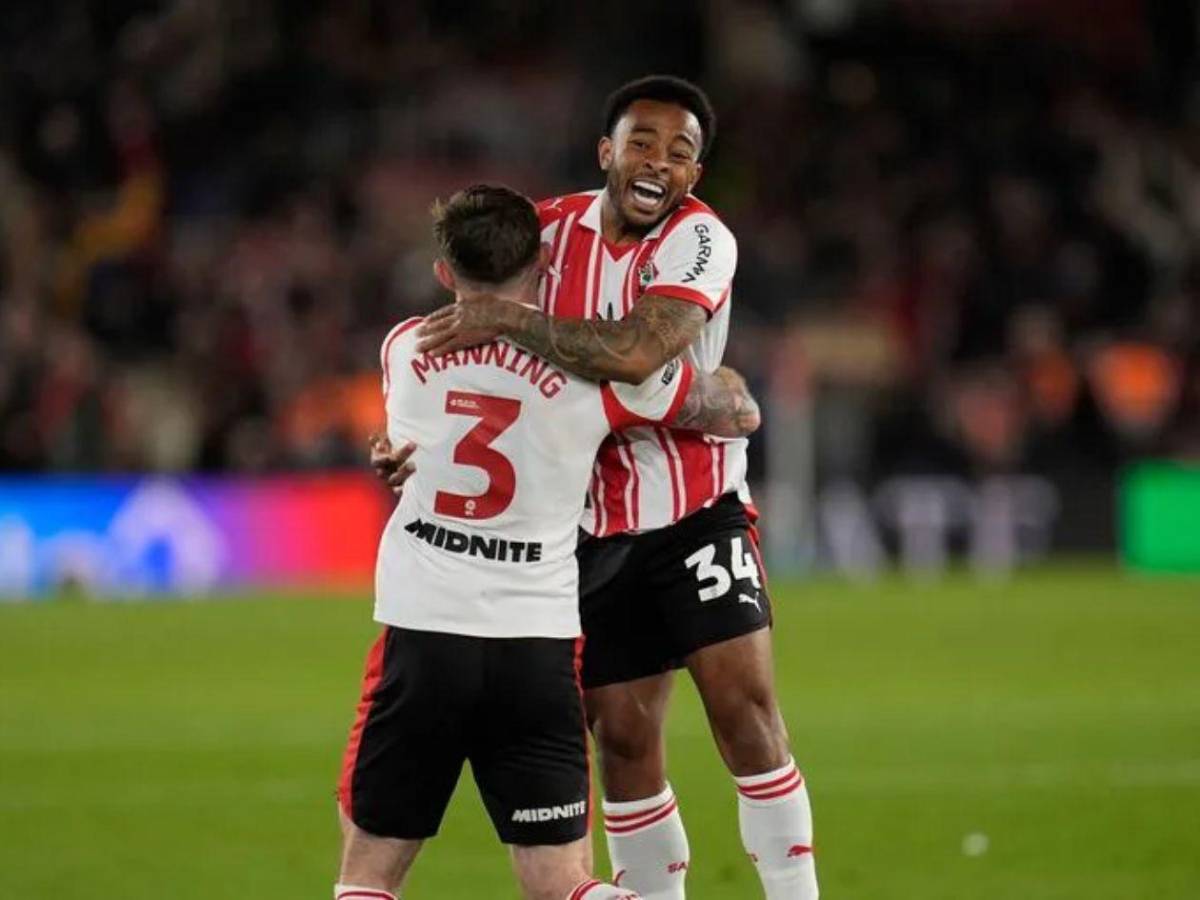 Podría quedarse sin Premier League: piden expulsar a club y lanzan dura acusación