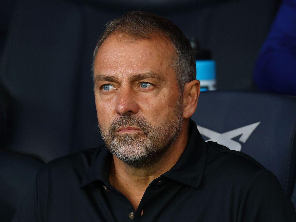 Barcelona no se lo esperaba: la drástica decisión que podría tomar Hansi Flick y Lamine es señalado