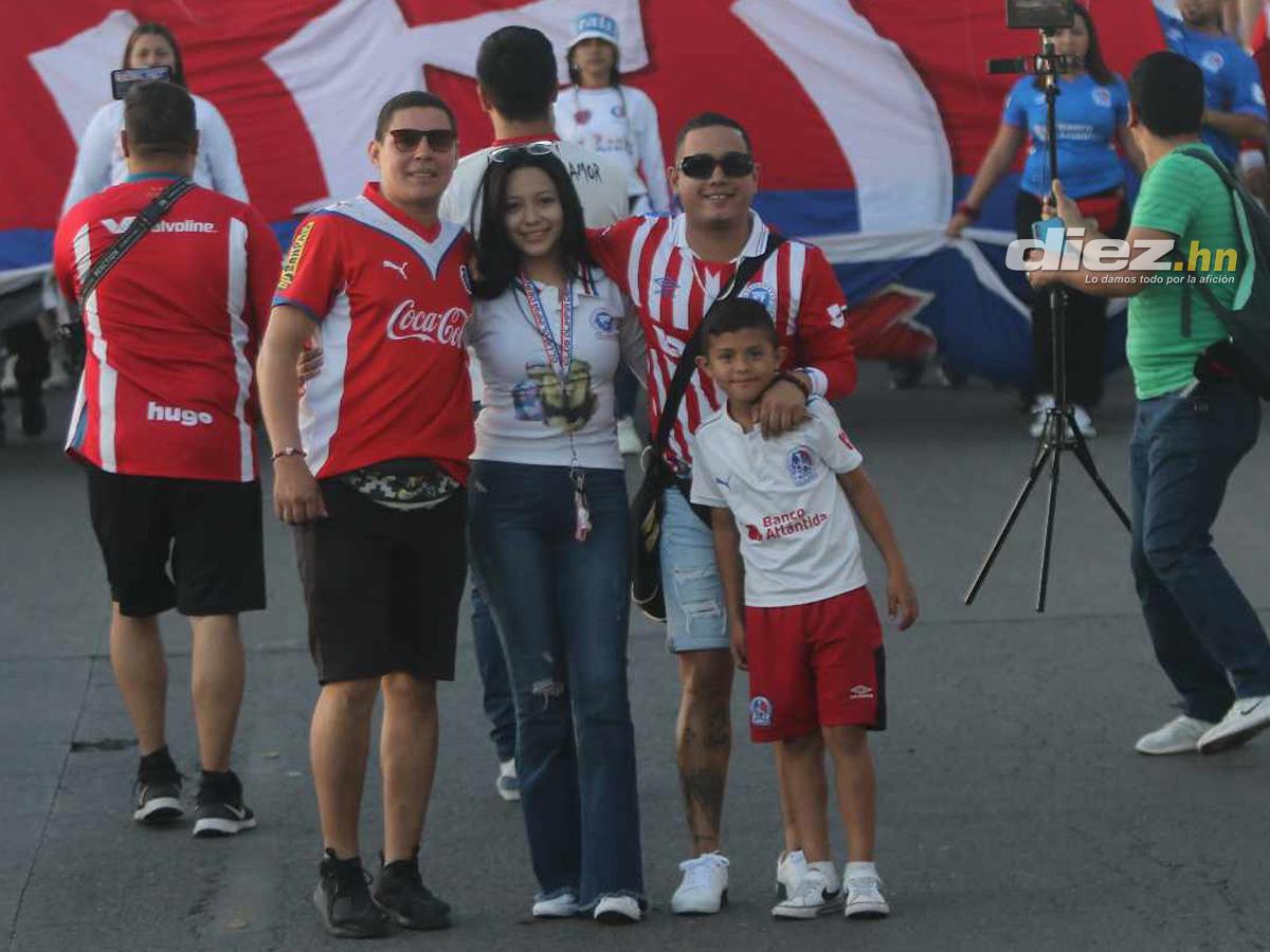 ¡Fiestón en el Nacional! El nene más Albo de todos, la pareja de oro y su amor de antaño por el Olimpia; ¡así se pinta un clásico!