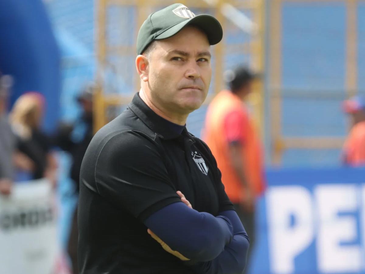 Fichajes en Honduras: La barrida en Olimpia cuando se vaya Troglio; Motagua ‘pierde’ delantero y Génesis ficha a seleccionado