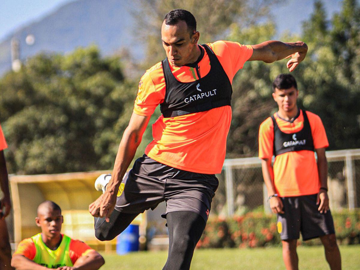 ¿Con Bryan Moya? Real España y su desequilibrante 11 titular que busca acabar con el segundo invicto histórico de Olimpia