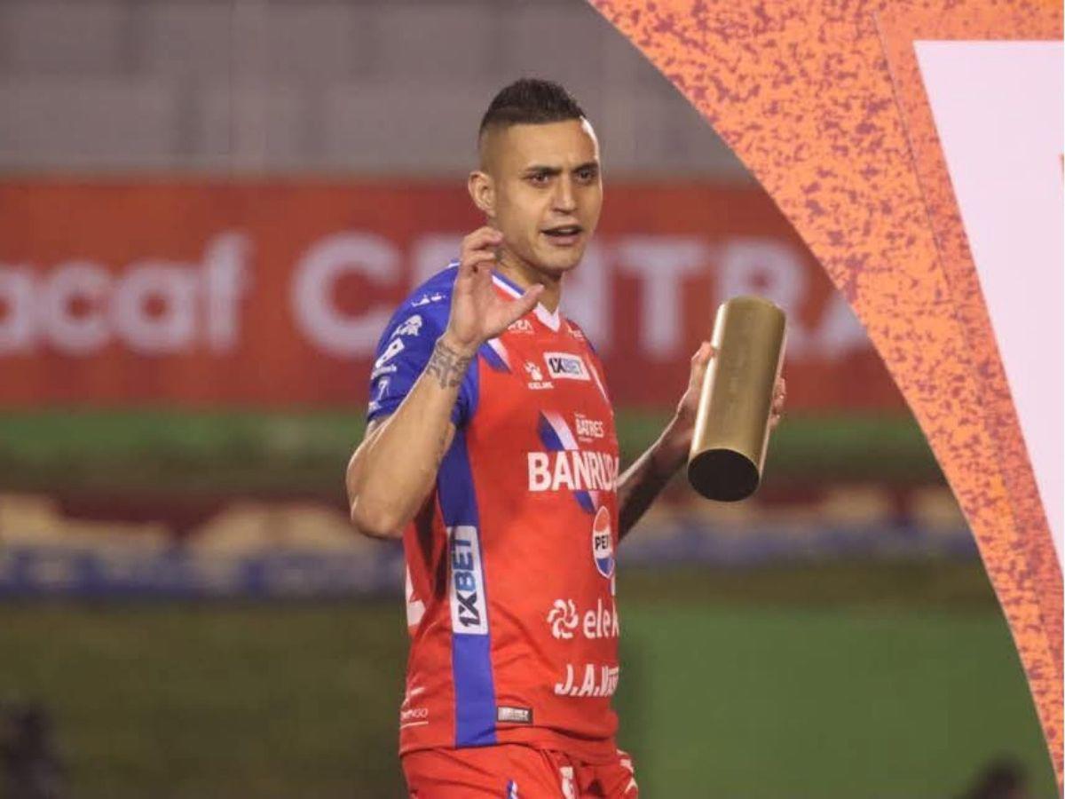 Futbolista del Xelajú hace arder a Concacaf: El polémico gesto tras perder ante Alajuelense por Copa Centroamericana