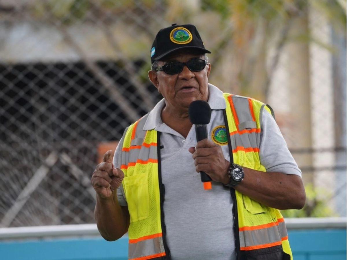 Colonia Los Robles estrena moderna cancha de fútbol sintética entregada por Condepor