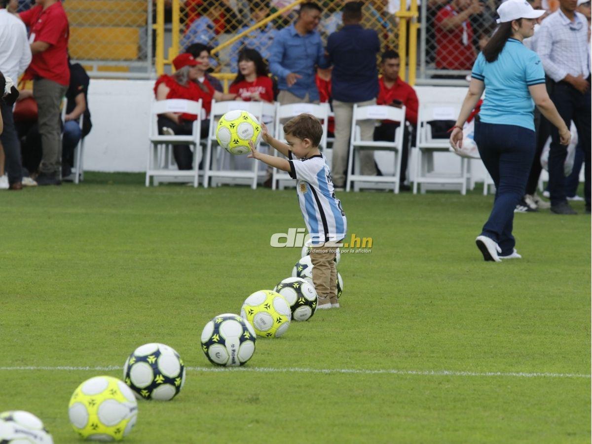 Las personalidades y la bella pintura que sorprendió: ¡el ambientazo previo a la reapertura del Estadio Morazán!