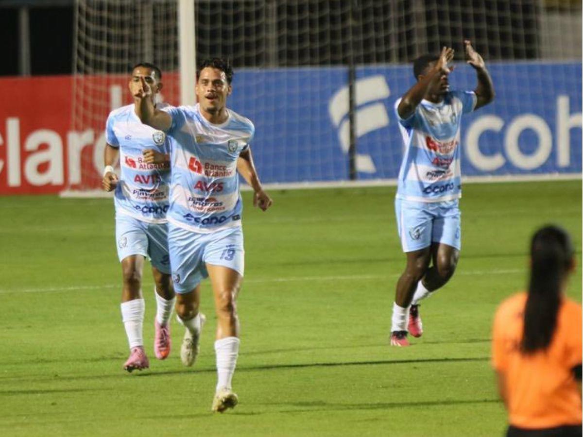 Un grande en alerta roja: El modesto equipo que lidera la tabla de minutos Sub-20 en el Apertura 2025 de Liga Nacional