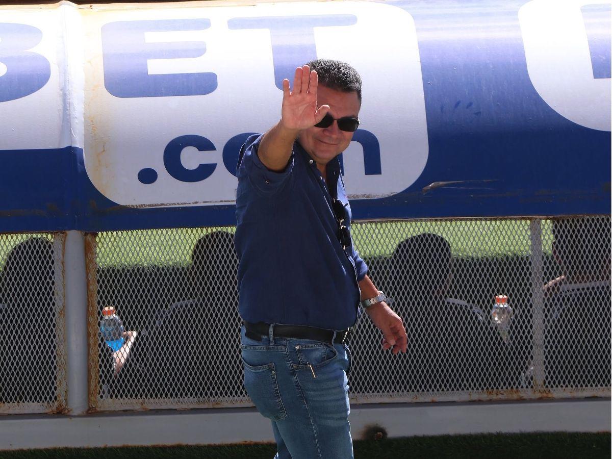 El FVS VAR tendrá un curioso detalle y qué estaba haciendo Espinel: así fue el día dos de pruebas de la herramienta tecnológica