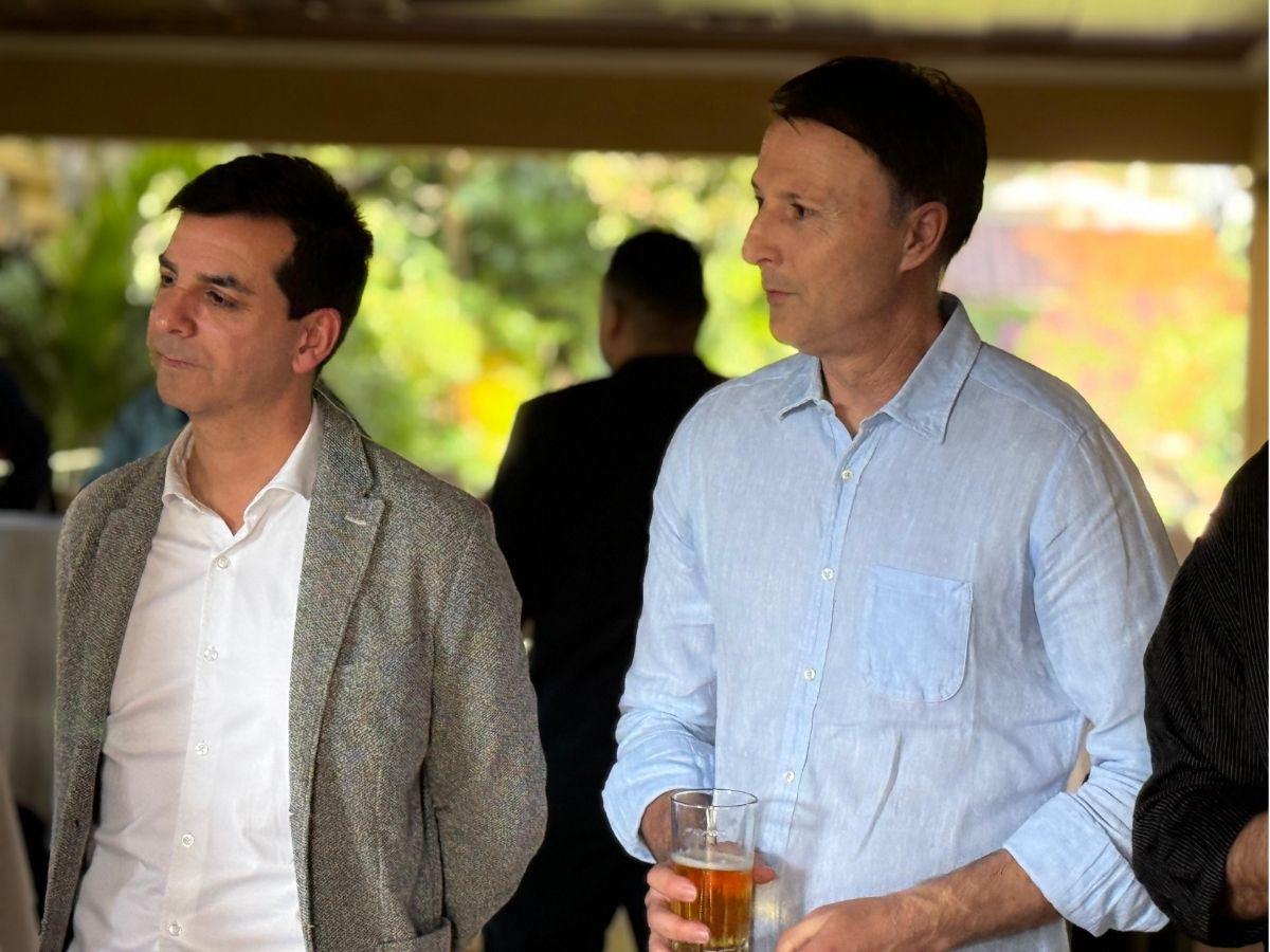 ¡Francisco Molina se sintió como en casa! Embajada de España recibió al nuevo técnico de la Selección de Honduras