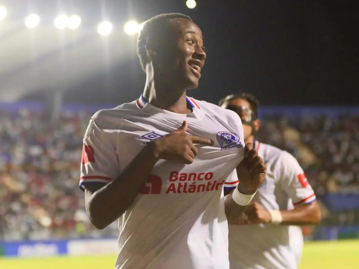 Gesto de Edwin con Chirinos, la pelea del Firpo con ellos y el abrazo de Espinel