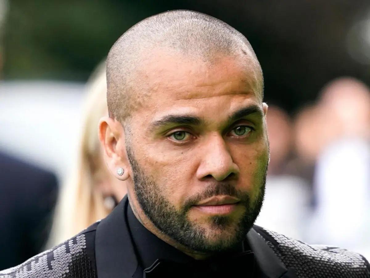 Dani Alves impacta al Barcelona con esta frase tras su cambio de vida a discípulo de Cristo: Me llamaban...