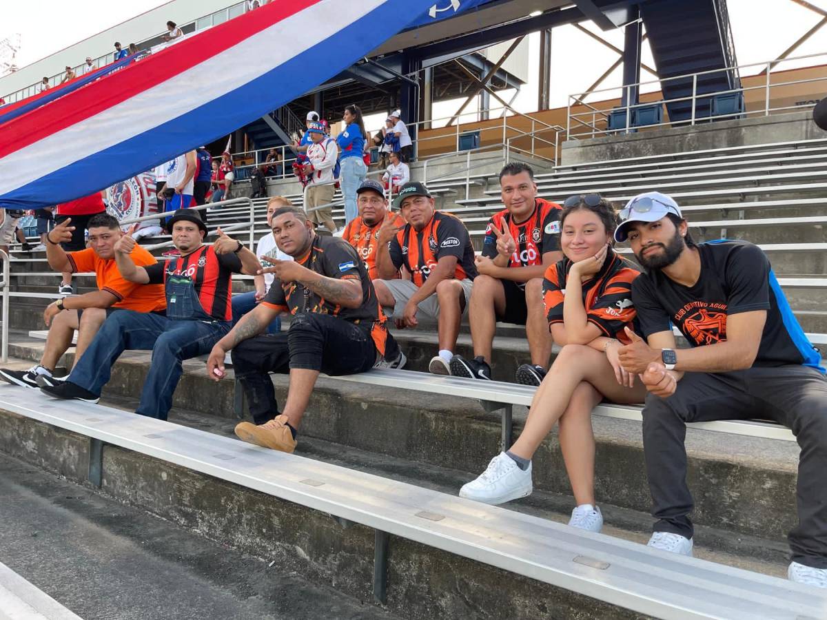 Bellas aficionadas de Olimpia en Virginia Beach, locura de la Ultra Fiel y los curiosos salvadoreños en amistoso “Merengue” ante Águila