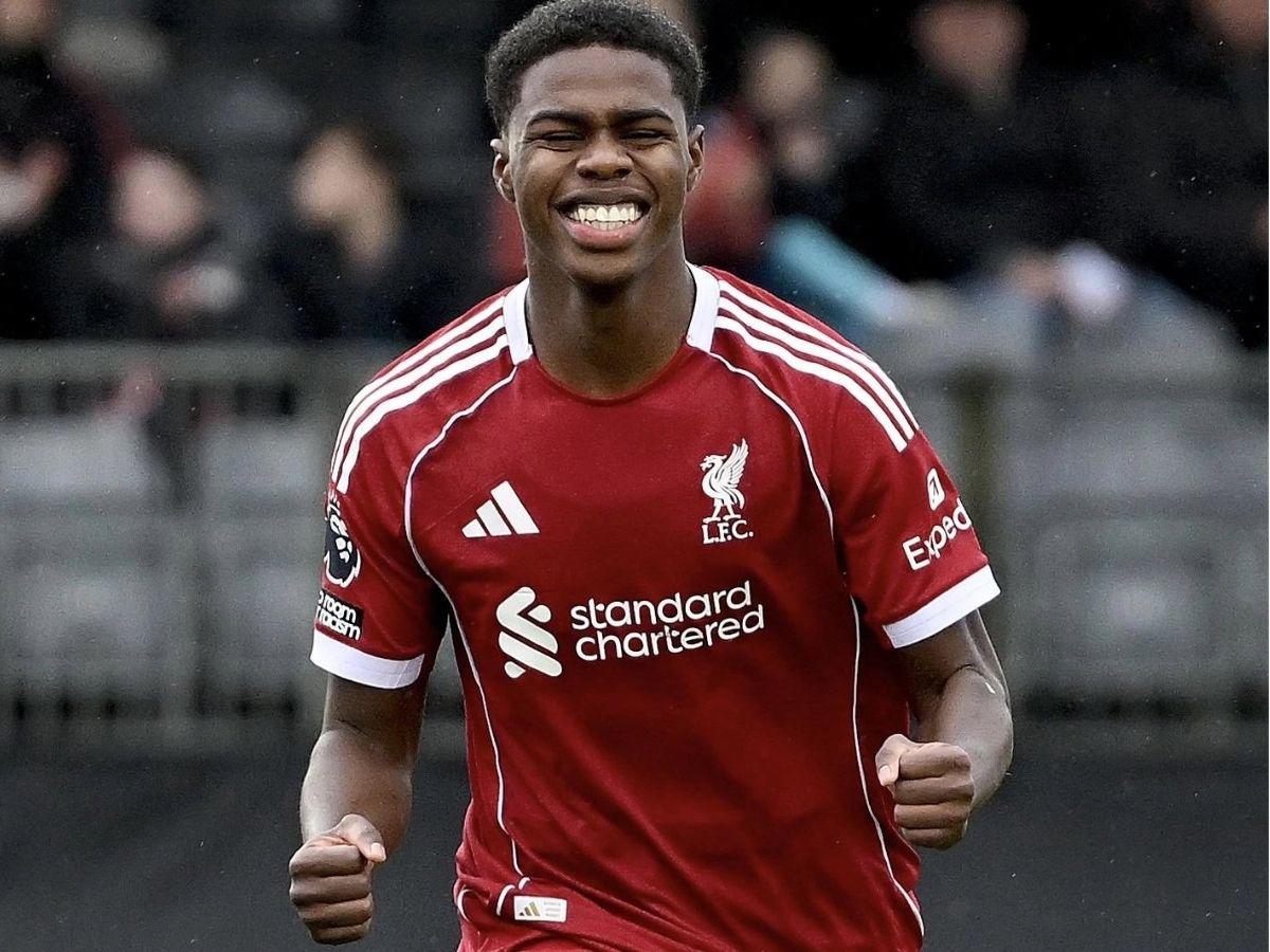 ¡Desde la banca! Keyrol Figueroa se luce con otro doblete y le da la victoria al Sub-21 del Liverpool de Inglaterra