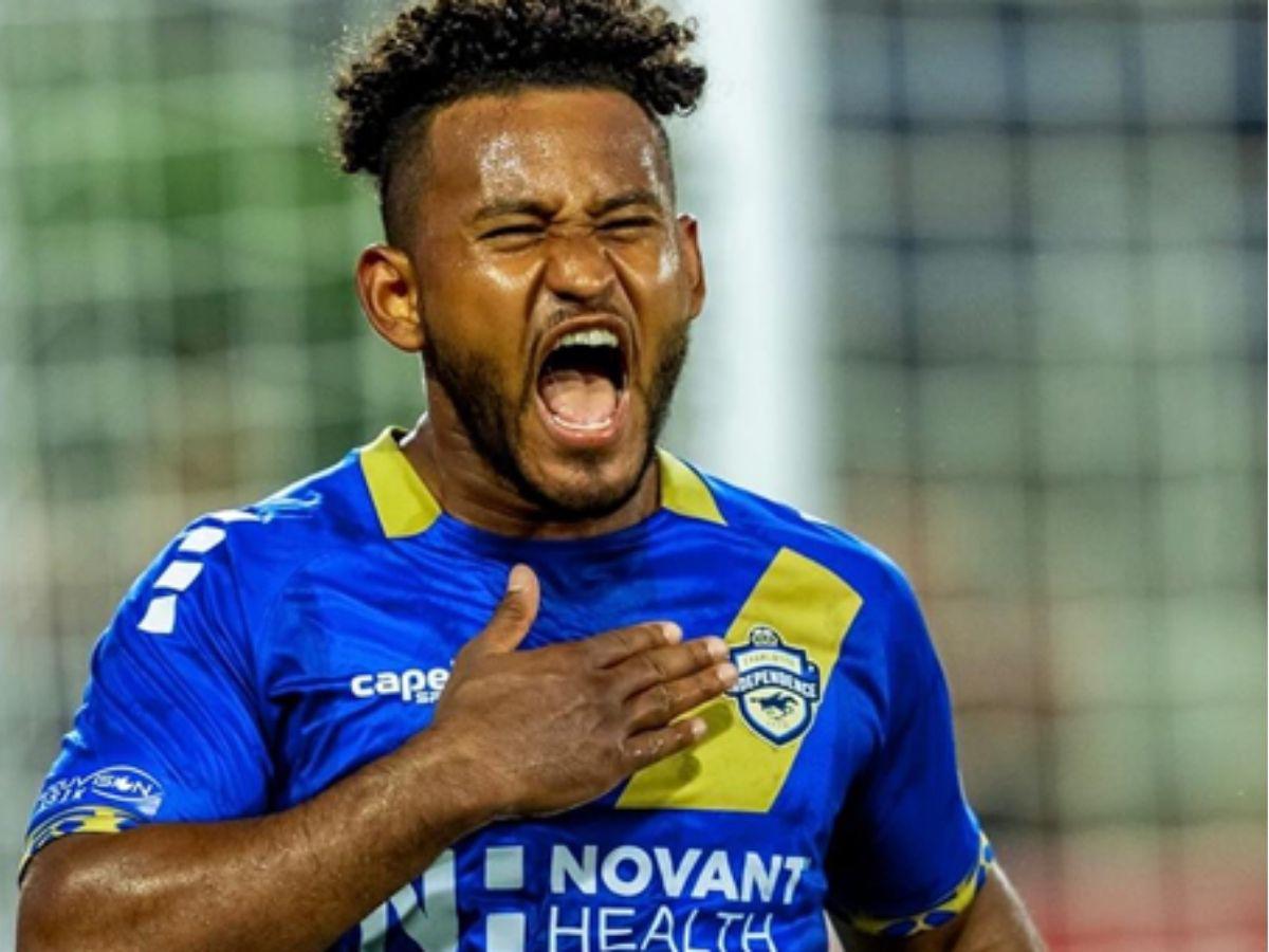 ¿Quién es y dónde juega Juan Carlos Obregón, el 10 de Honduras que no podía correr en el estadio de Toluca?