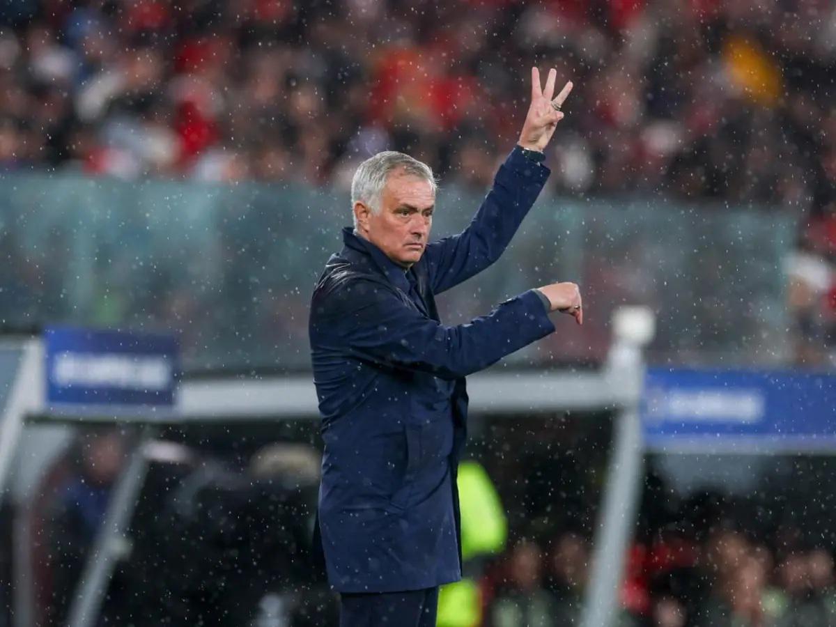 Mourinho lo quiere fuera del Real Madrid: la condición para ser el nuevo técnico y competir contra Barcelona