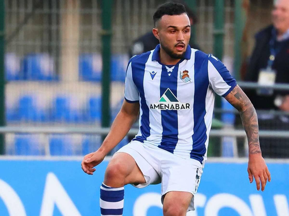 Cristiano Ronaldo celebra fichaje; Flick lo descartó, pero no se quiere ir del Barcelona y Müller firma con inesperado club